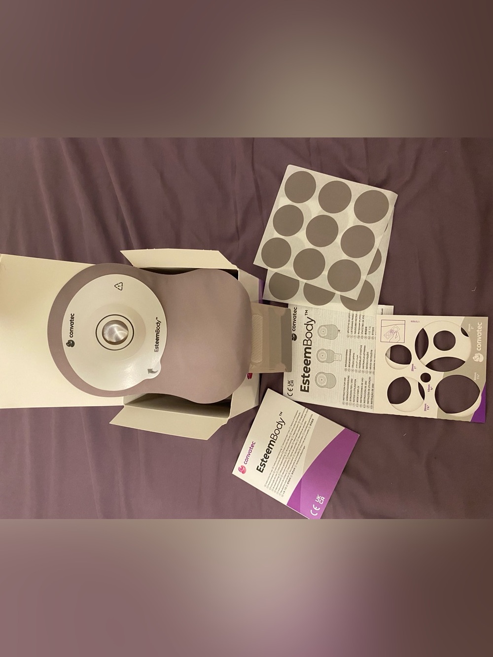 EsteemBody by - ConVaTec Ostomy Pouches (10 to a Box) - Picture 4 of 9